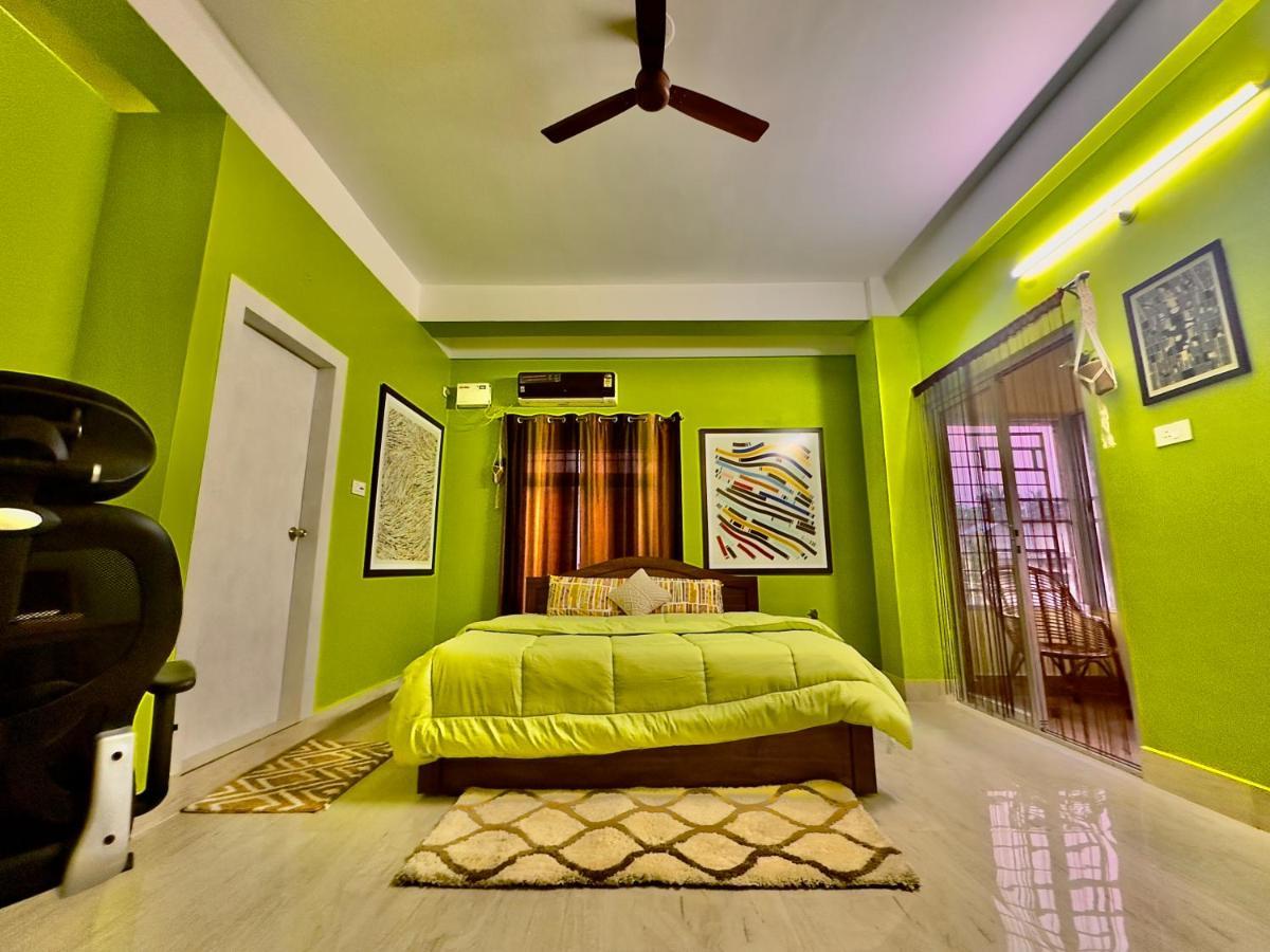 Three Little Birds Homestay Guwahati Zewnętrze zdjęcie
