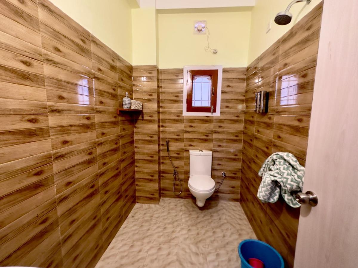 Three Little Birds Homestay Guwahati Zewnętrze zdjęcie