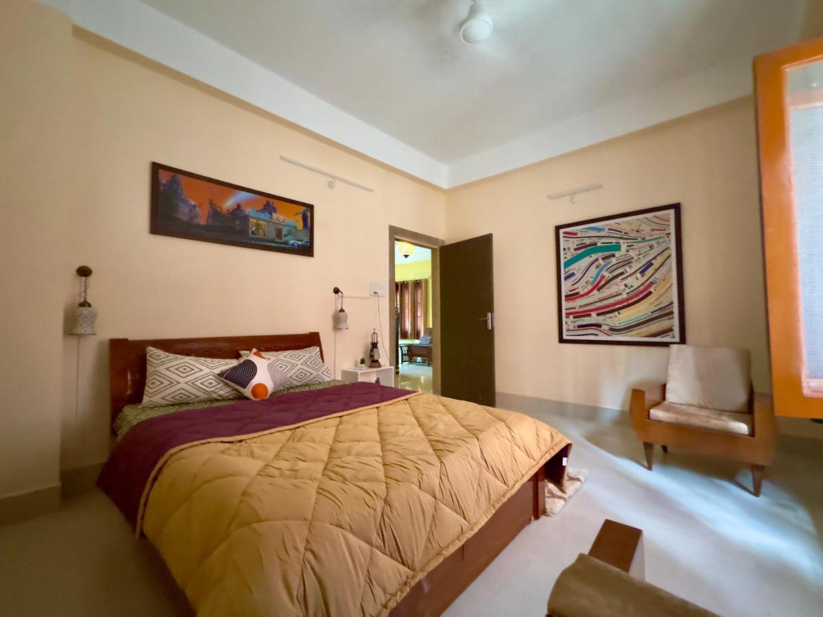 Three Little Birds Homestay Guwahati Zewnętrze zdjęcie